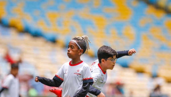 Atletas da Escolinha do Flamengo do Acre vencem a Copa Fla Brasil em final no Maracanã